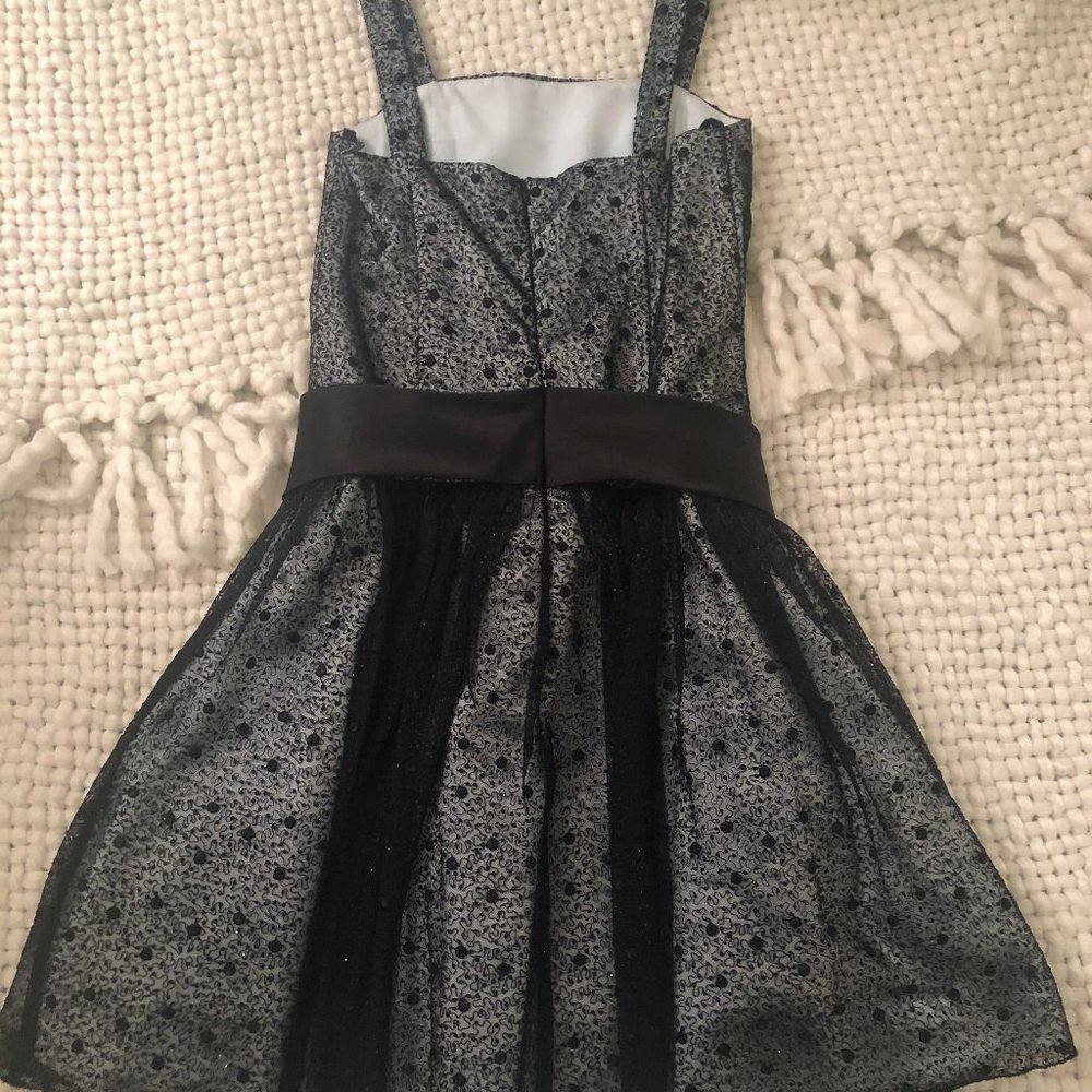 Custom-Made C.W Designs Patterned Dress - Picture 6 of 6